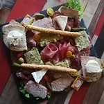 Les Chenets Bed & Breakfast