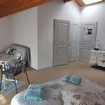 Les Chenets Bed & Breakfast Chenay (Deux-Sevres)