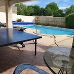 Les Chenets Bed & Breakfast