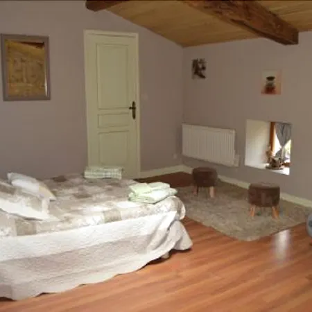 Couette-café Les Chenets Chenay (Deux-Sevres)