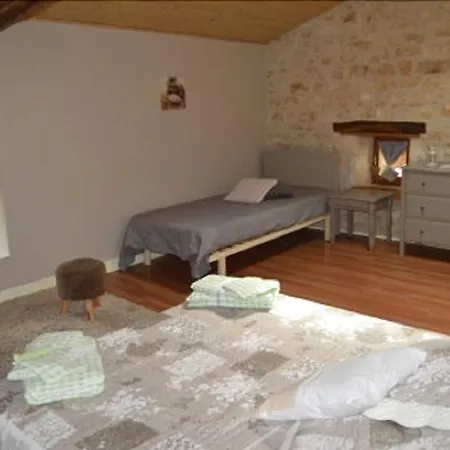 Les Chenets 3* Chenay (Deux-Sevres)