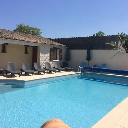Les Chenets 3* Chenay (Deux-Sevres)