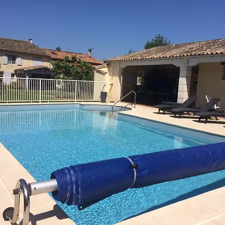 Bed and Breakfast Les Chenets 3*