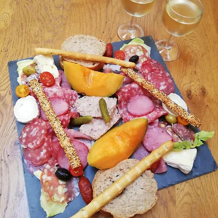 Les Chenets Chenay (Deux-Sevres)