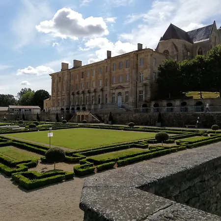 Les Chenets Bed & Breakfast 3*