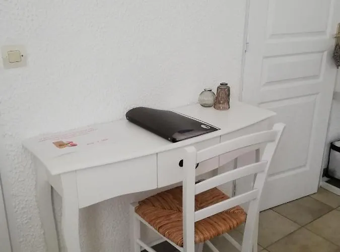 Les Chenets Bed & Breakfast