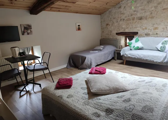 Les Chenets Bed & Breakfast